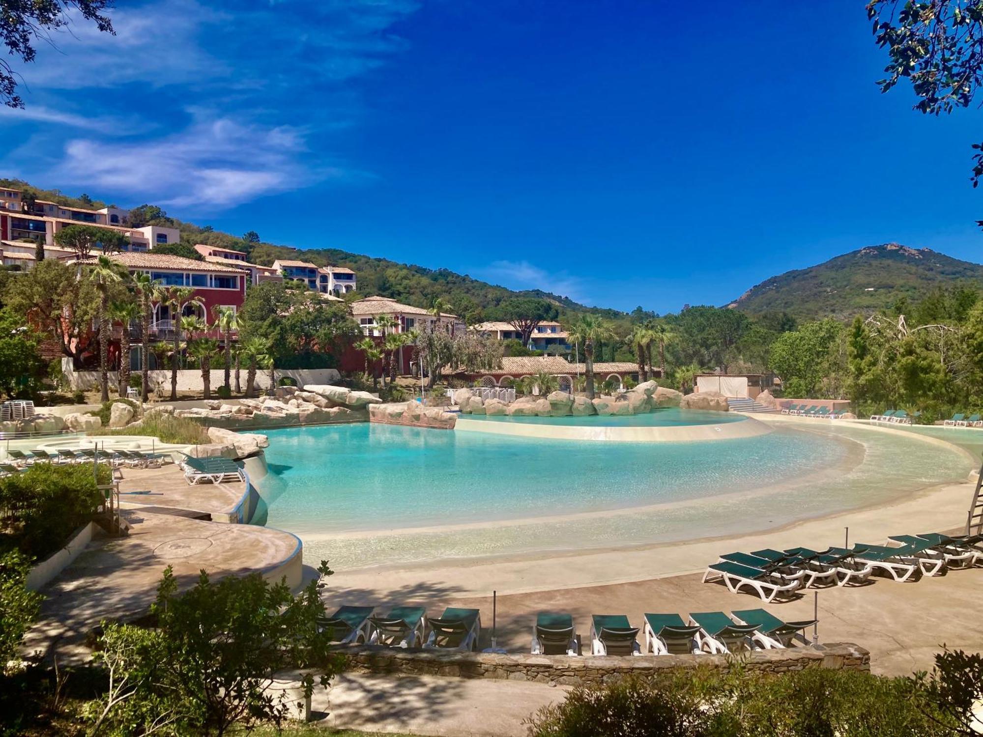 Les Restanques Vue Mer Pressoir 3131 Grimaud Kültér fotó